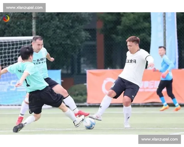 银杏杯燃动蓉城!2025 成都社区足球总决赛开幕